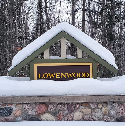 Located 3 hours from Green Bay, 4 hours from Madison, 5 hours from Milwaukee, 6 hours from Chicago.